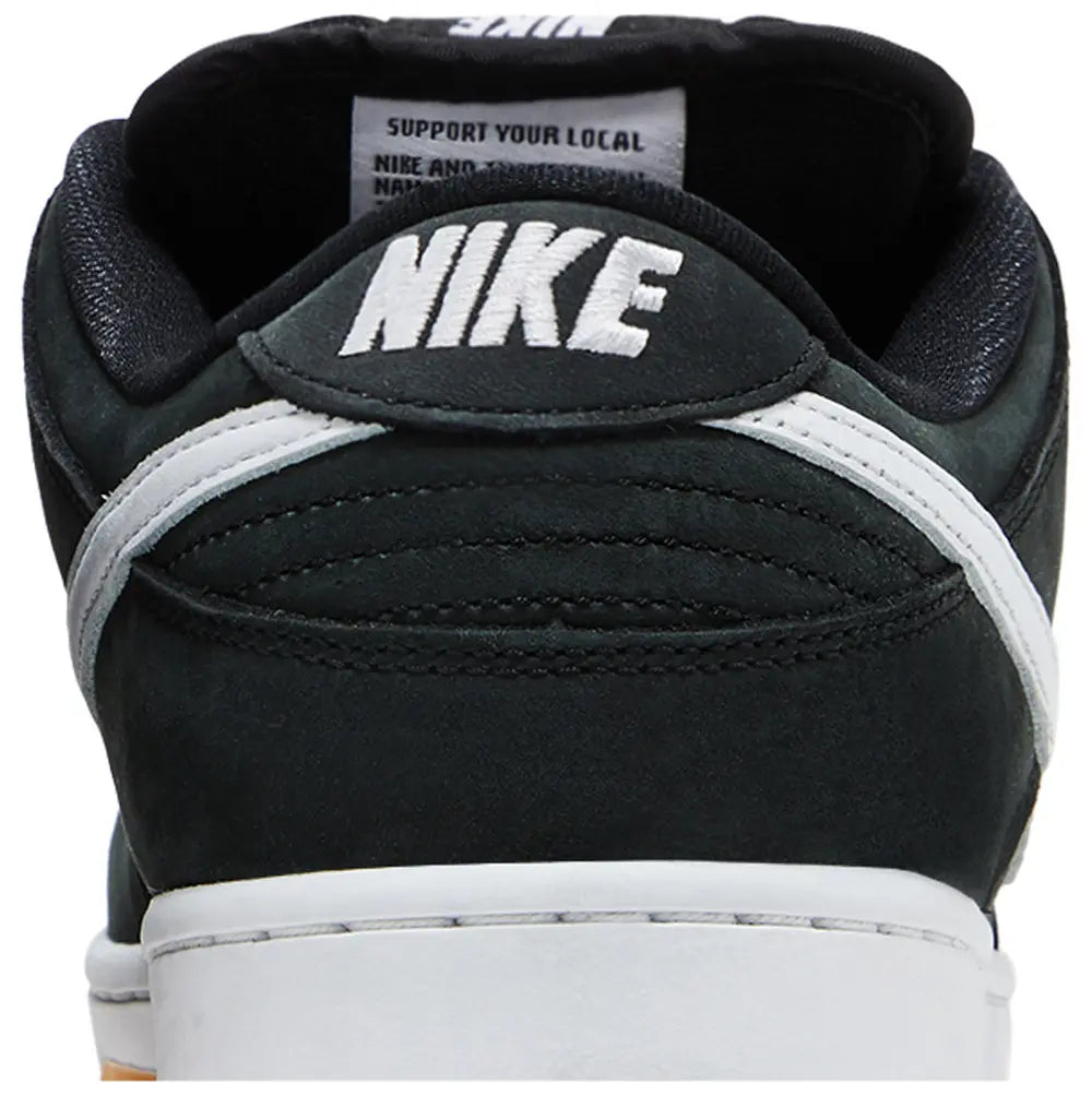 Dunk Low SB 'Black Gum'