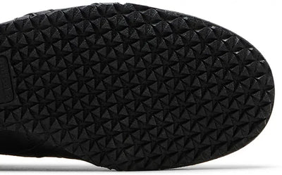 Mexico 66 'Triple Black'