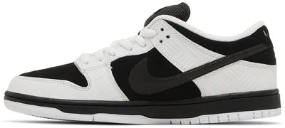 TIGHTBOOTH x Dunk Low SB